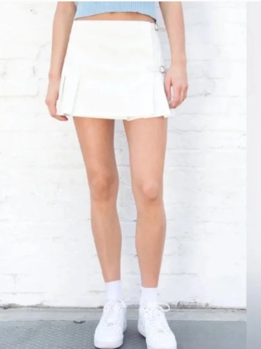 Brandy Melville Dana White Buckle Skirt Pleated Tennis Short One Size
